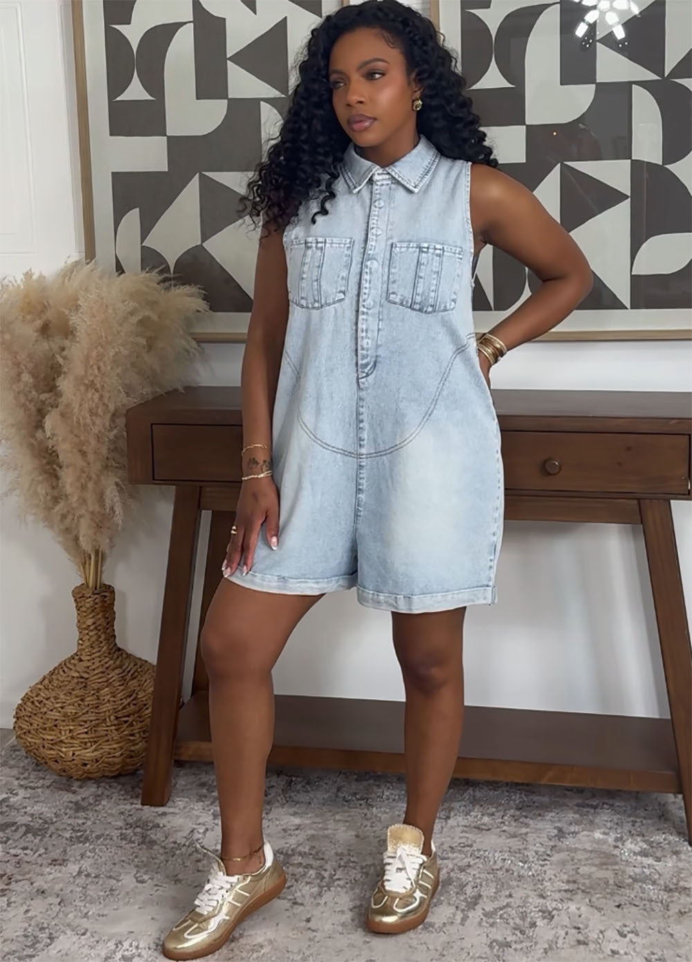 Fashionable Loose Turn-down Collar Sleeveless Denim Jumpsuit for Women