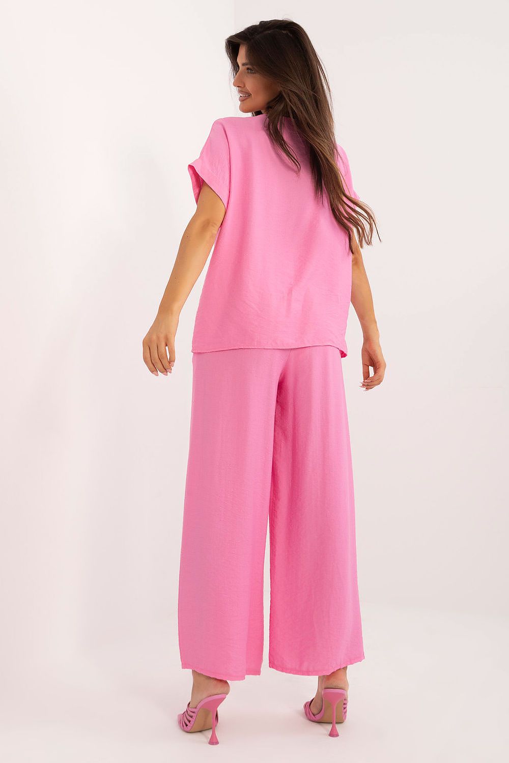 L`ensemble Italy Moda