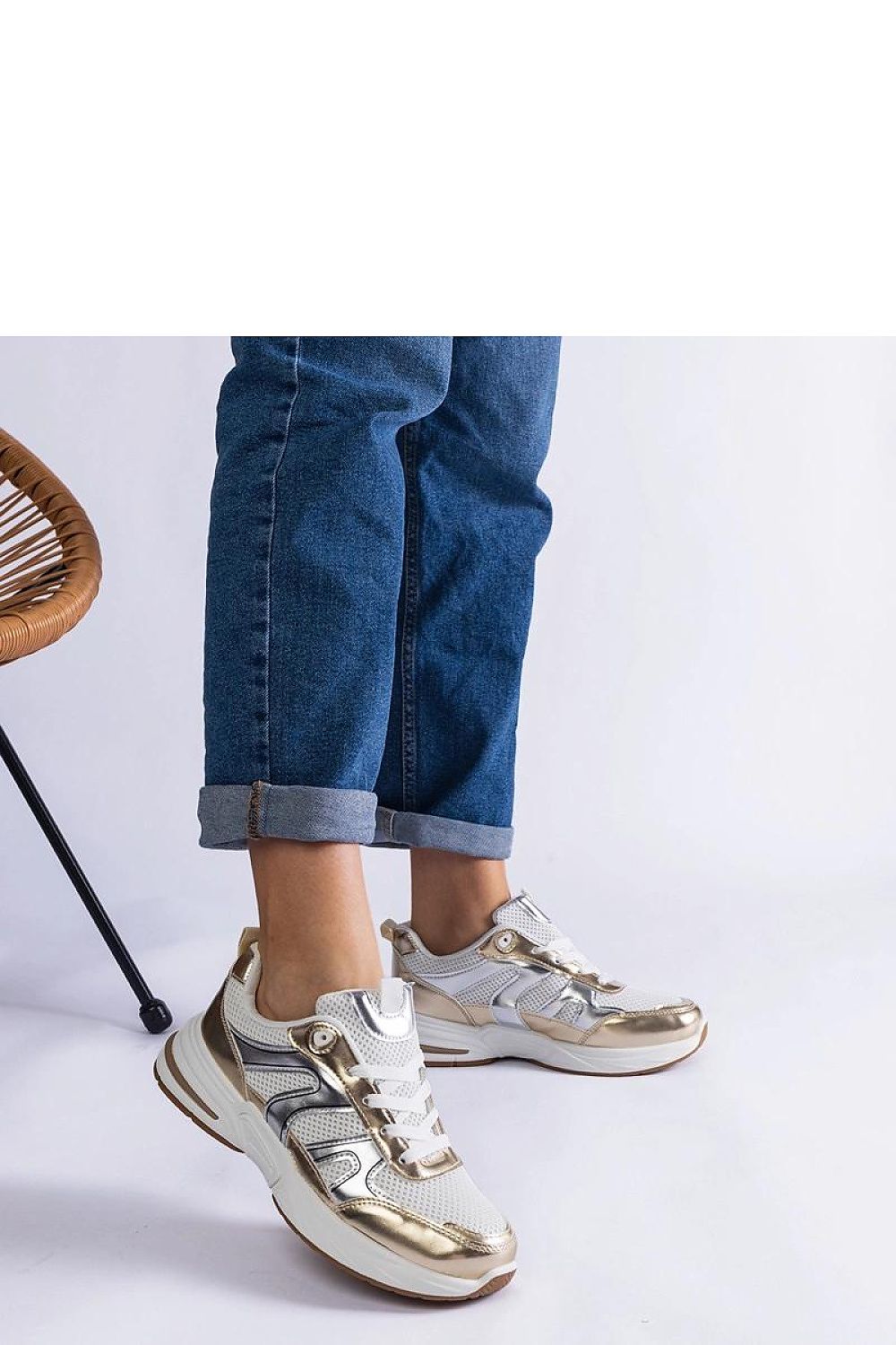 Baskets model 207117 Solea