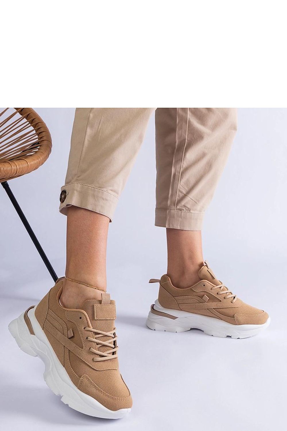 Baskets model 207132 Solea