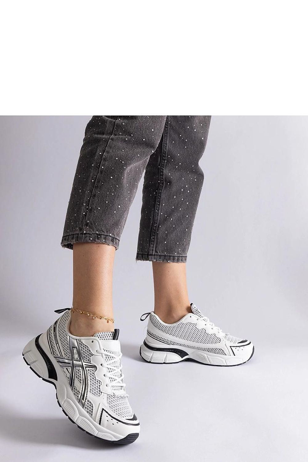 Baskets model 207158 Solea