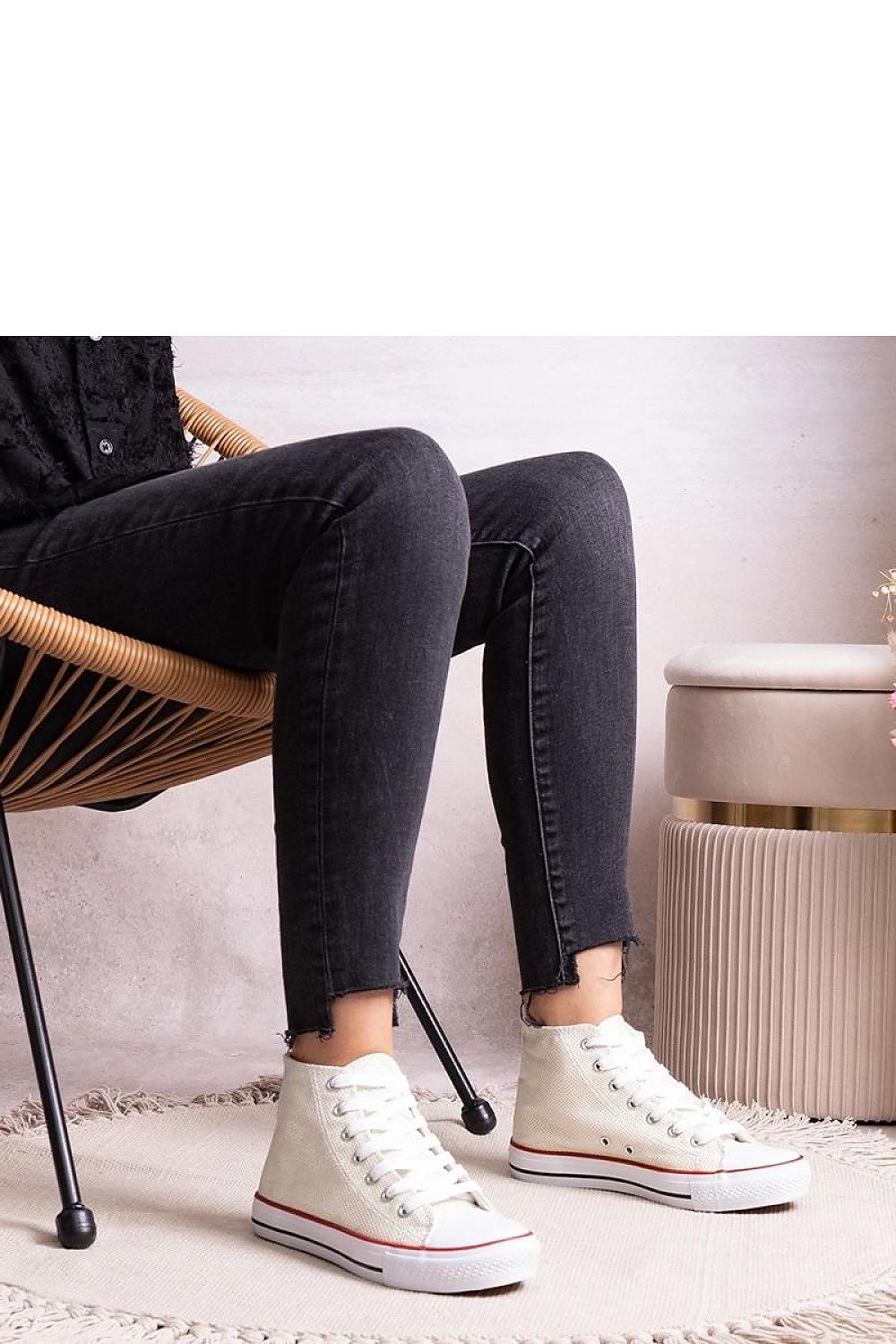 Baskets model 207210 Solea