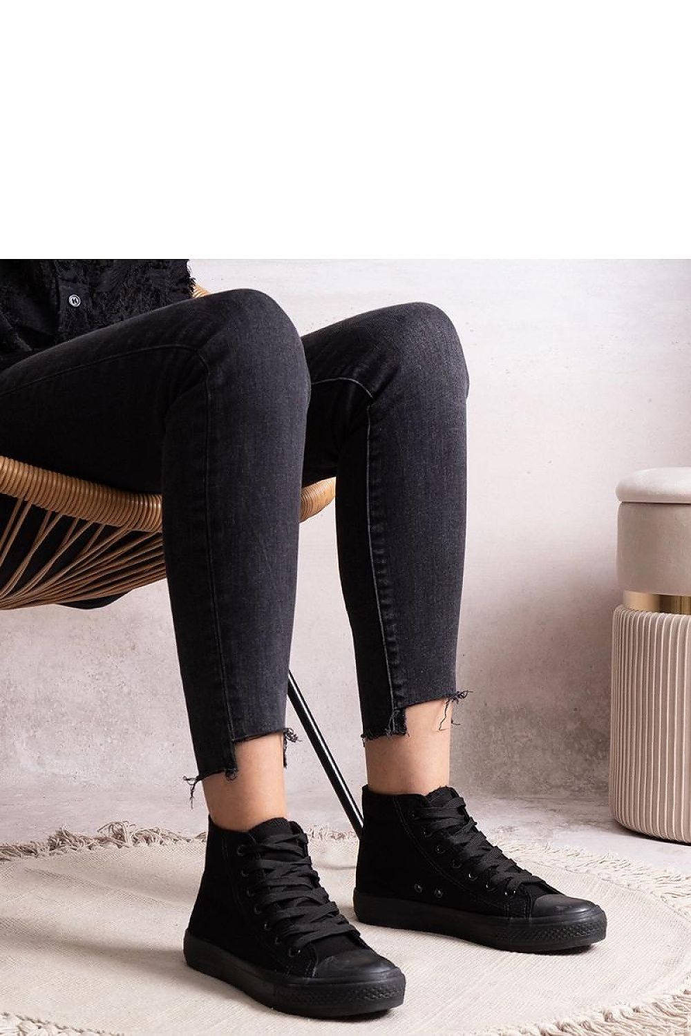 Baskets model 207216 Solea