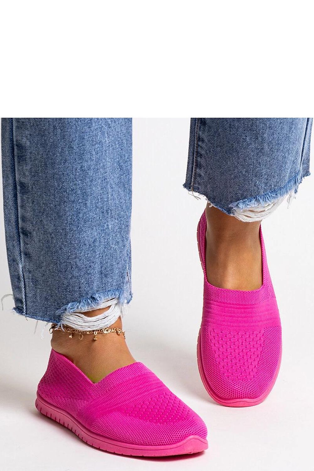 Baskets model 207252 Solea