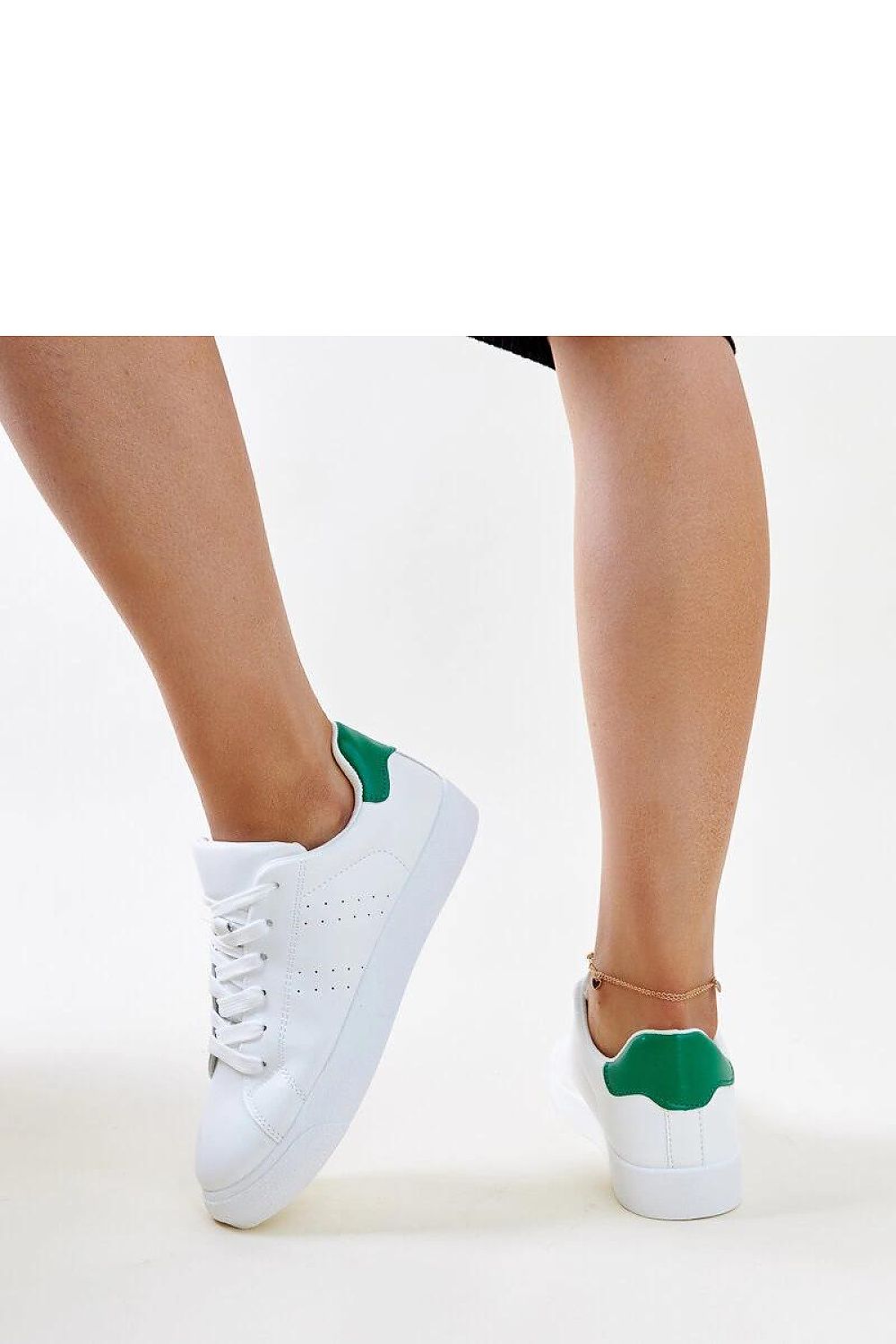 Baskets model 207289 Solea