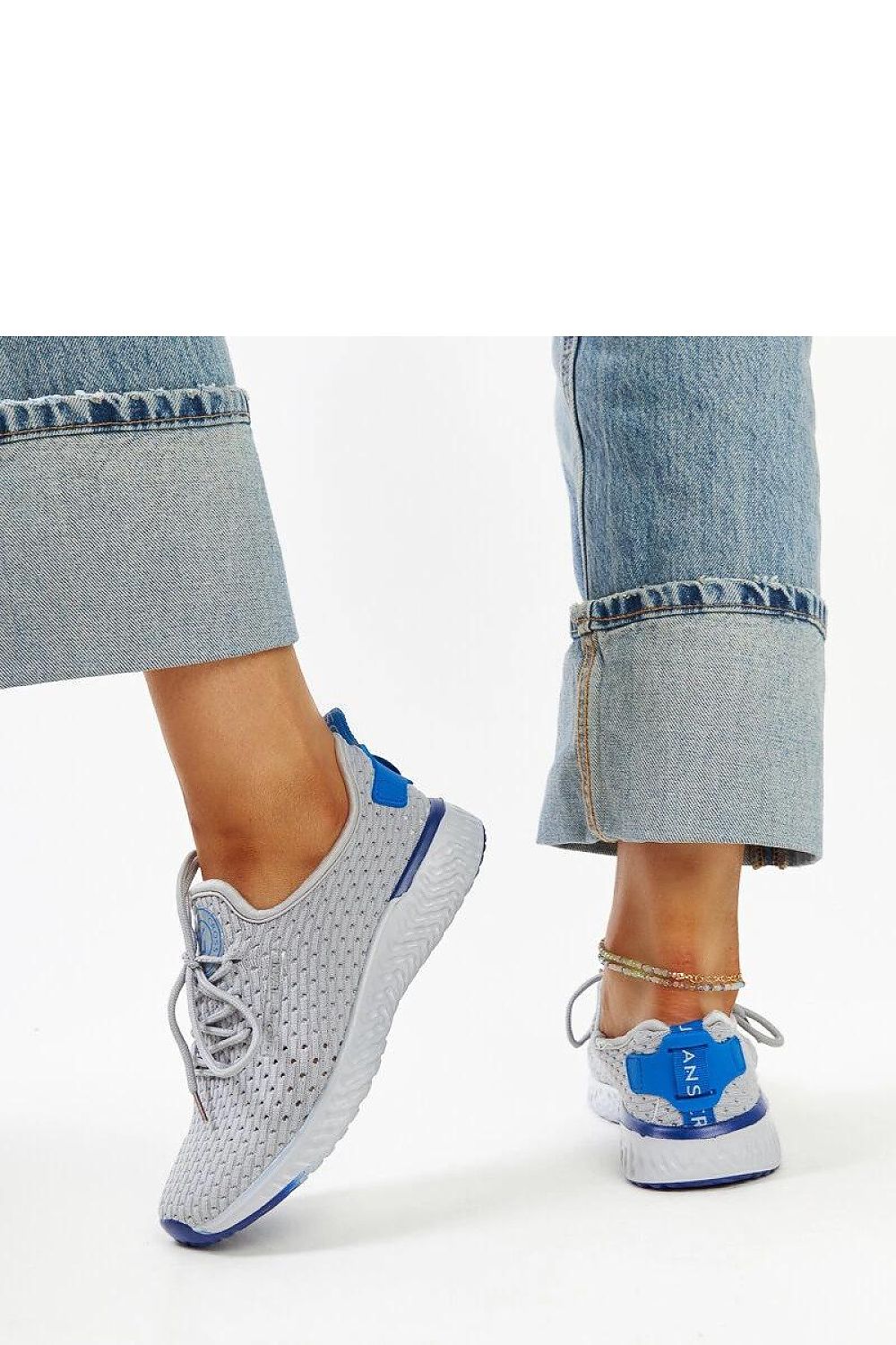 Baskets model 207348 Solea