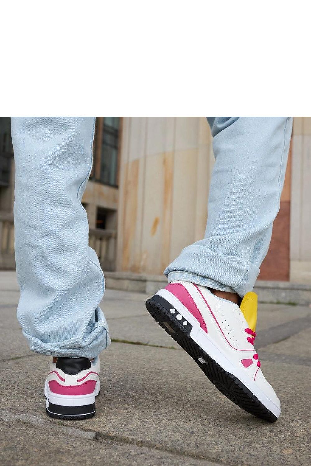 Baskets model 207670 Solea