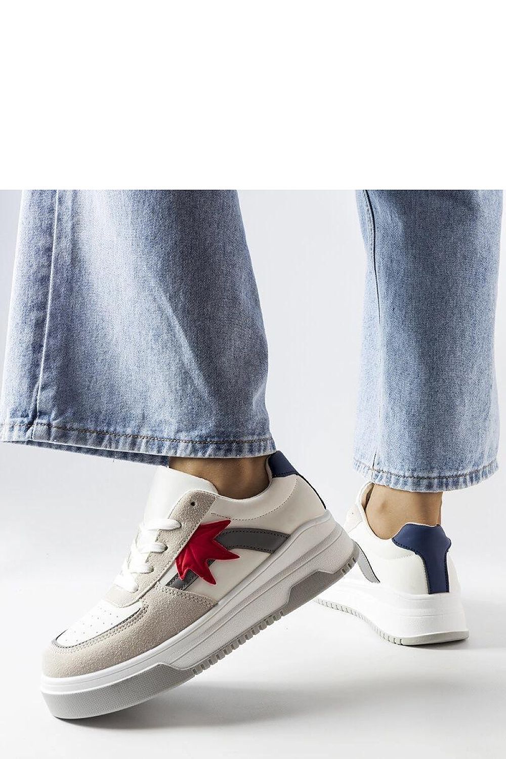 Baskets model 207764 Solea