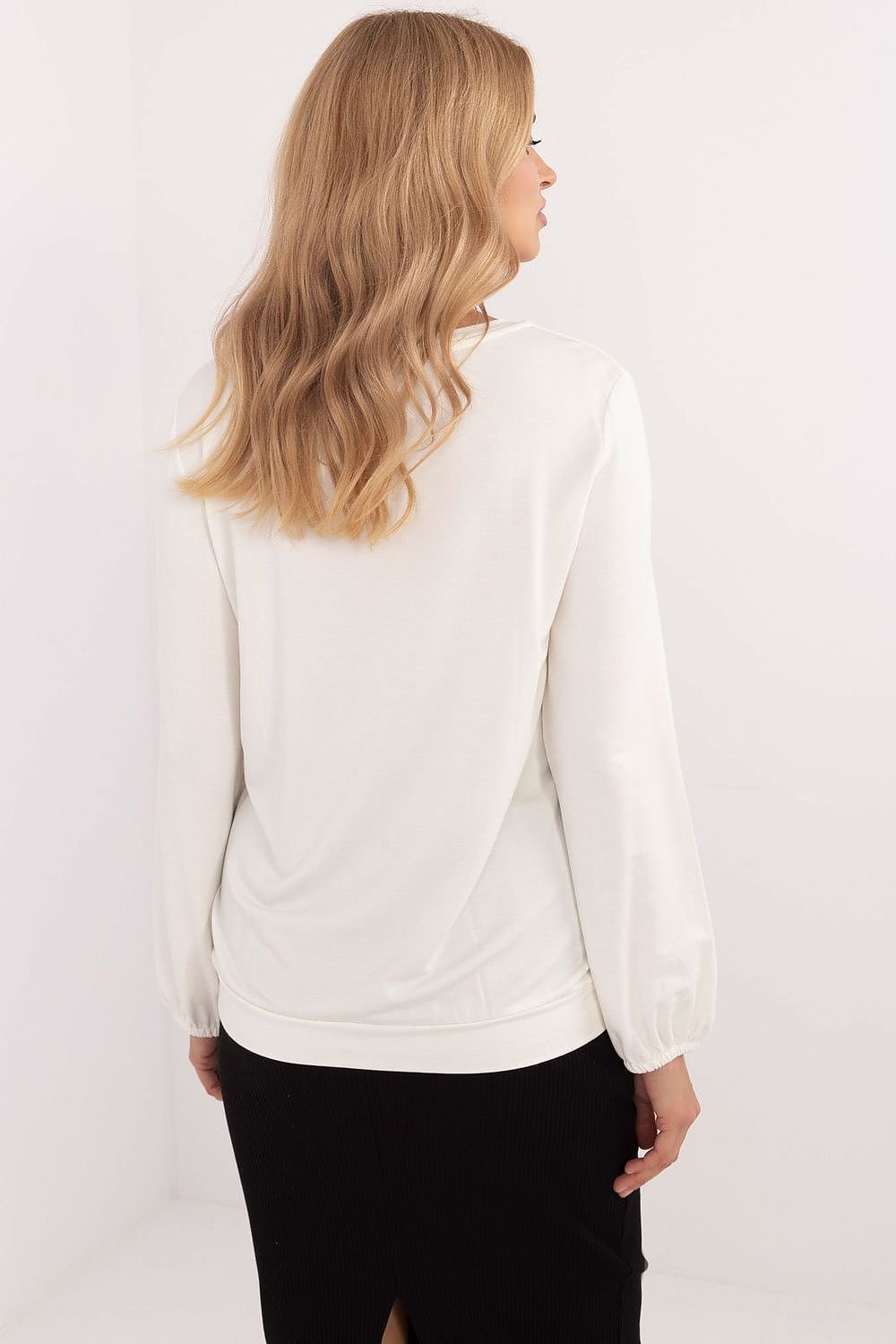 Chemisier model 208238 Relevance