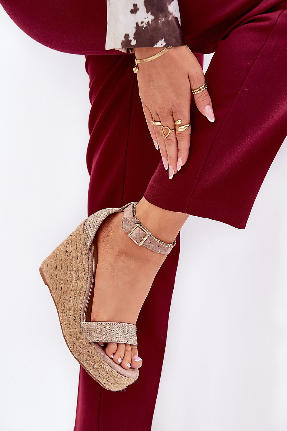 Cothurnes model 209911 Step in style