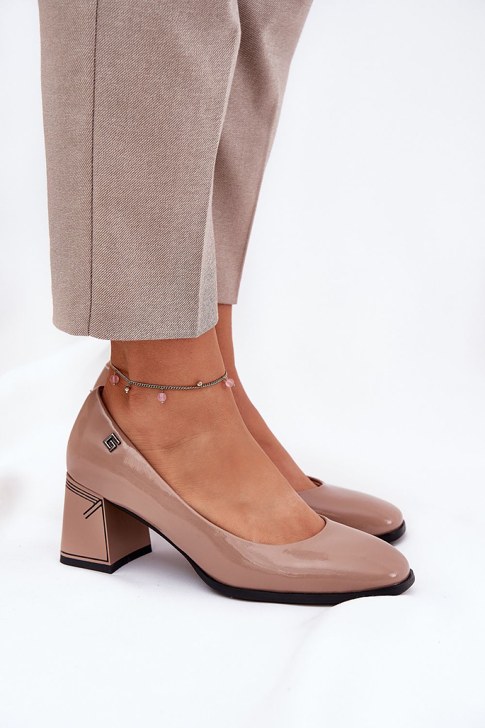 Escarpins talon large model 211070 Step in style