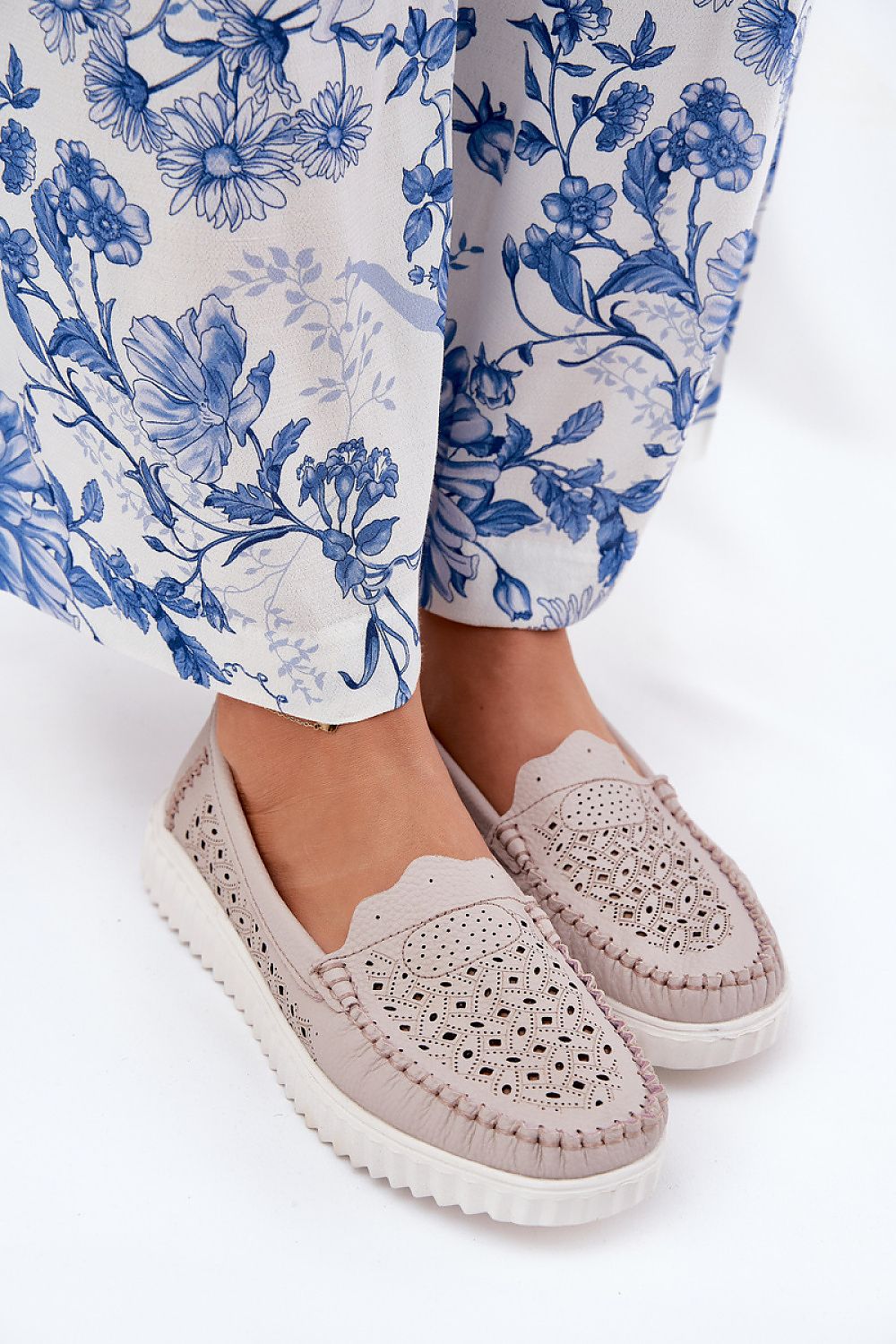 Moccasins model 211610 Step in style