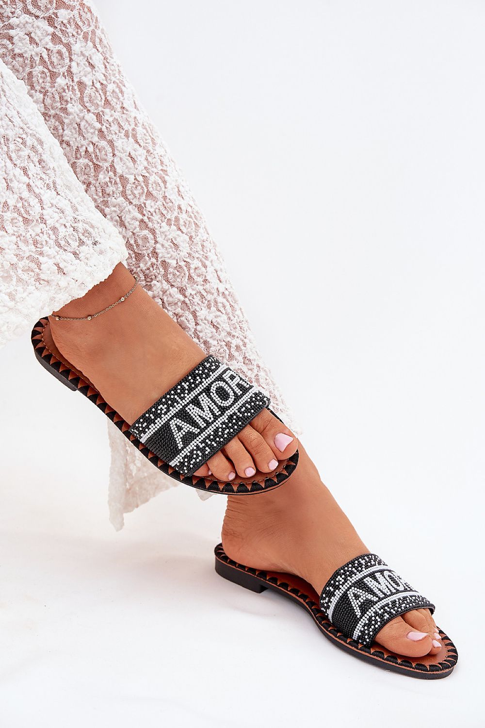 Clacquettes model 215740 Step in style