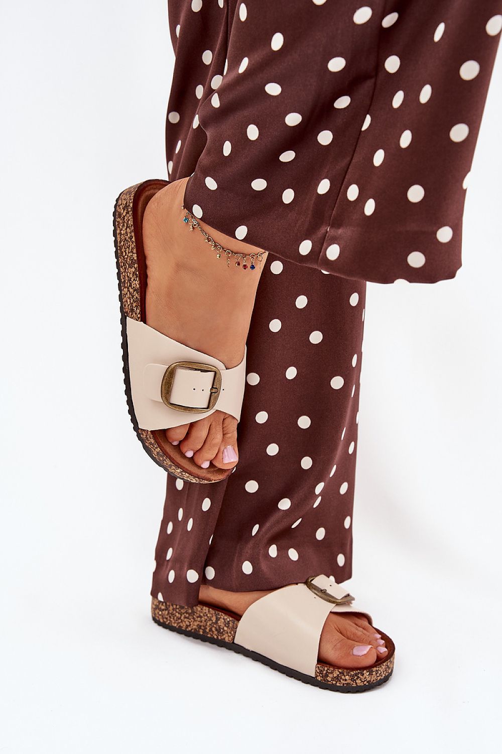 Clacquettes model 216065 Step in style