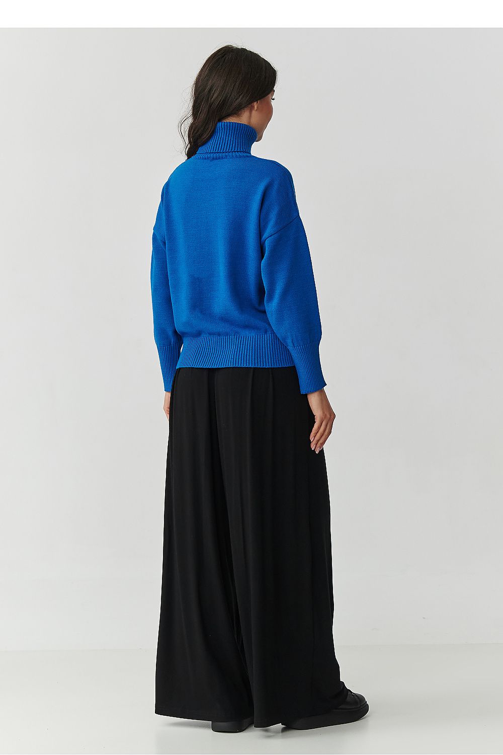 Col roulé model 217398 Makadamia