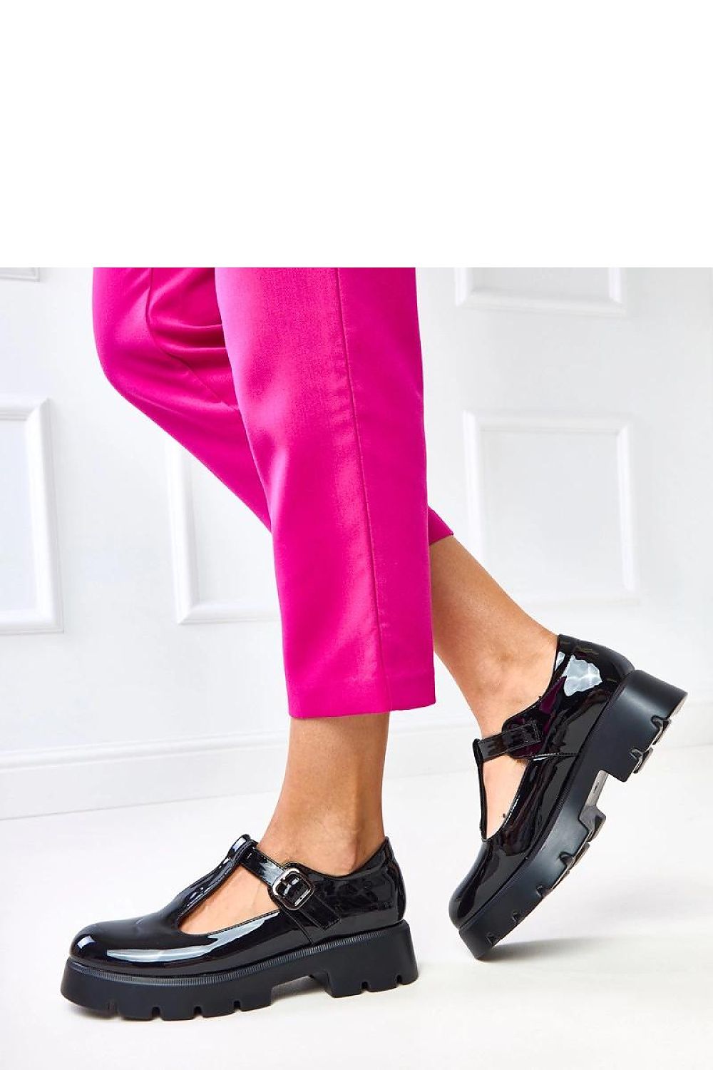 Chussures basses à talons model 217959 Solea