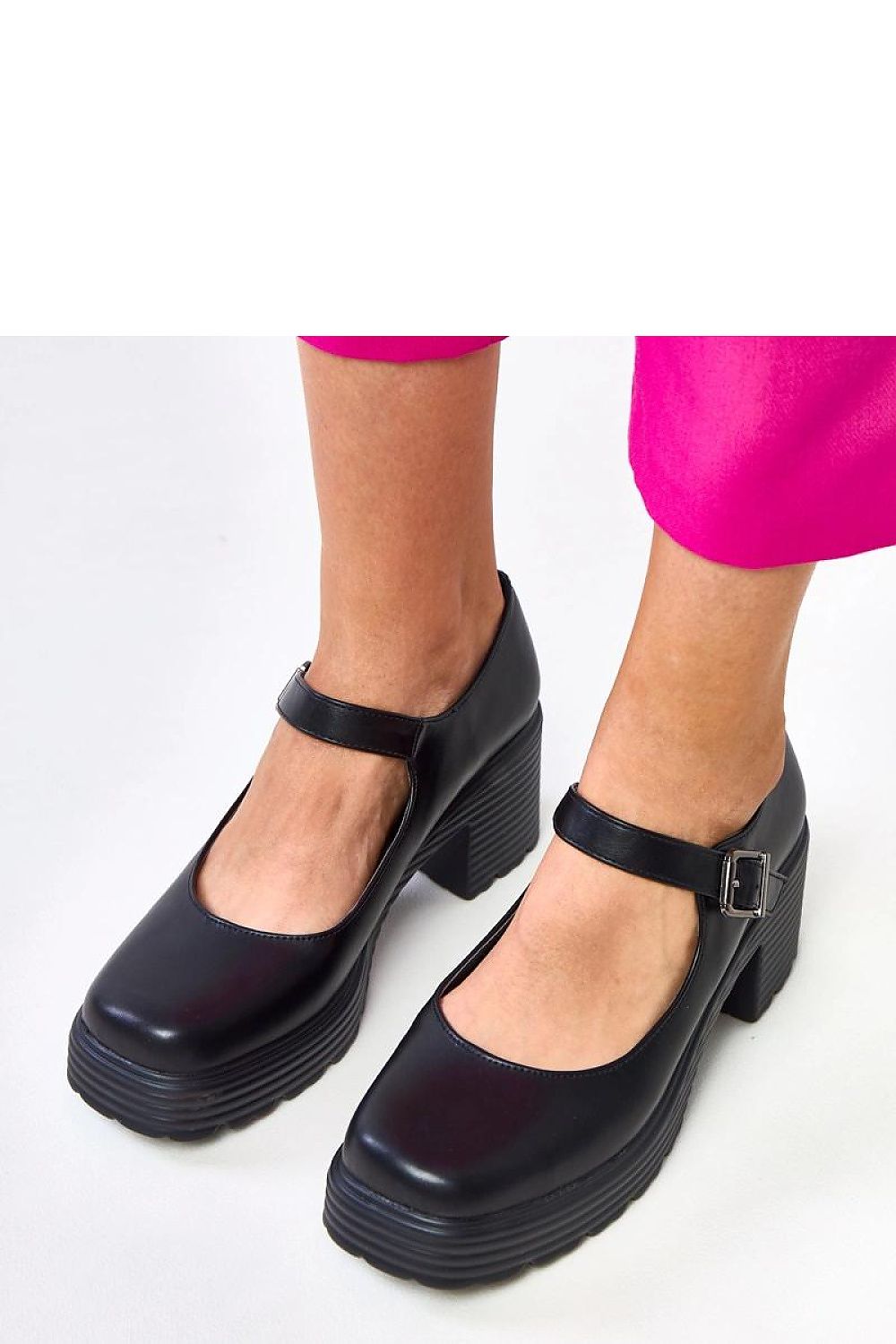 Chussures basses à talons model 218165 Solea