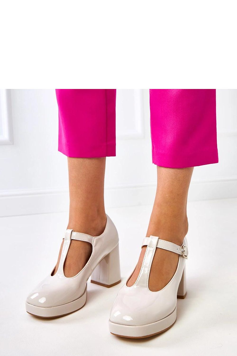 Chussures basses à talons model 218175 Solea