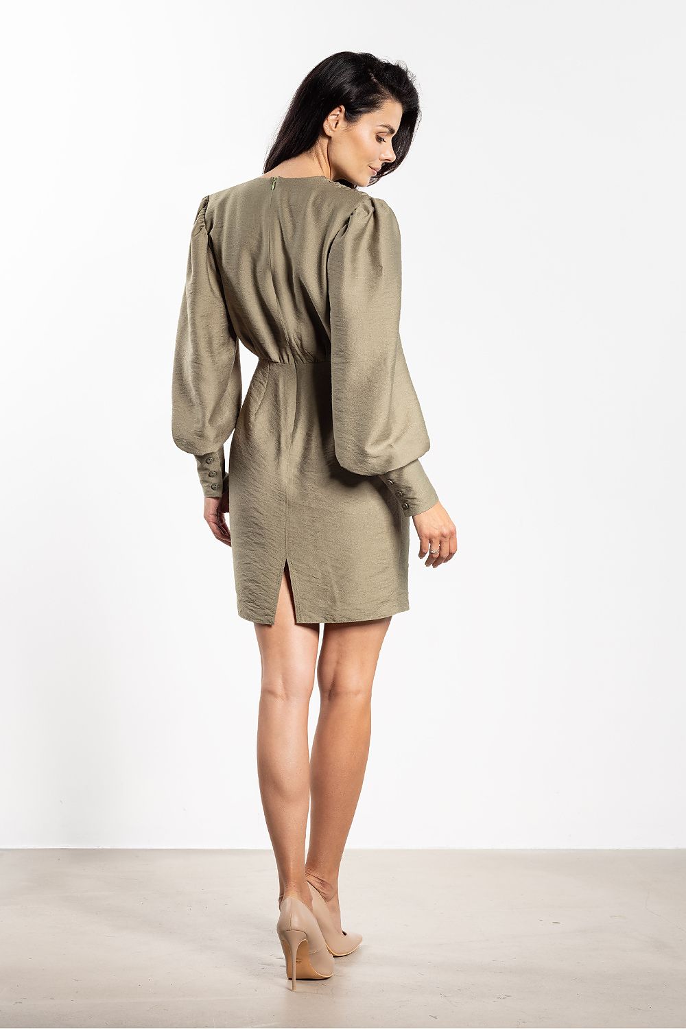 Robe de cocktail model 219018 awama