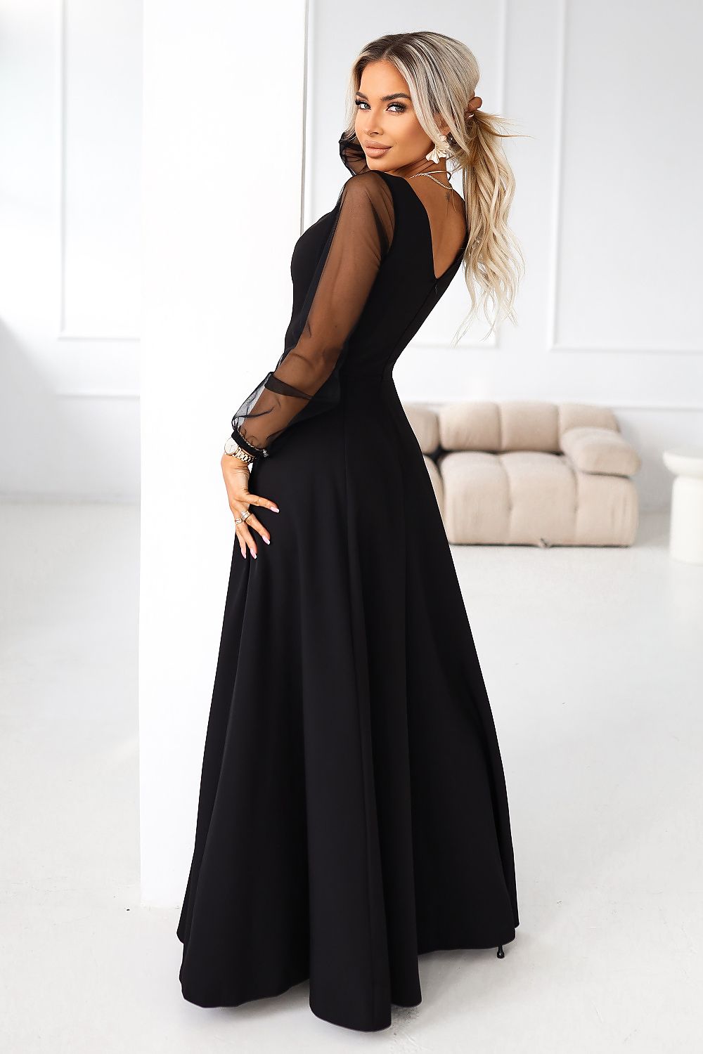 Robe longue model 222147 Numoco