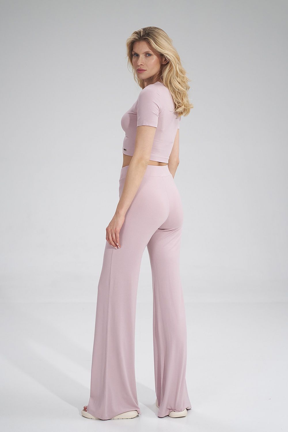 Pantalon femme model 154718 Figl