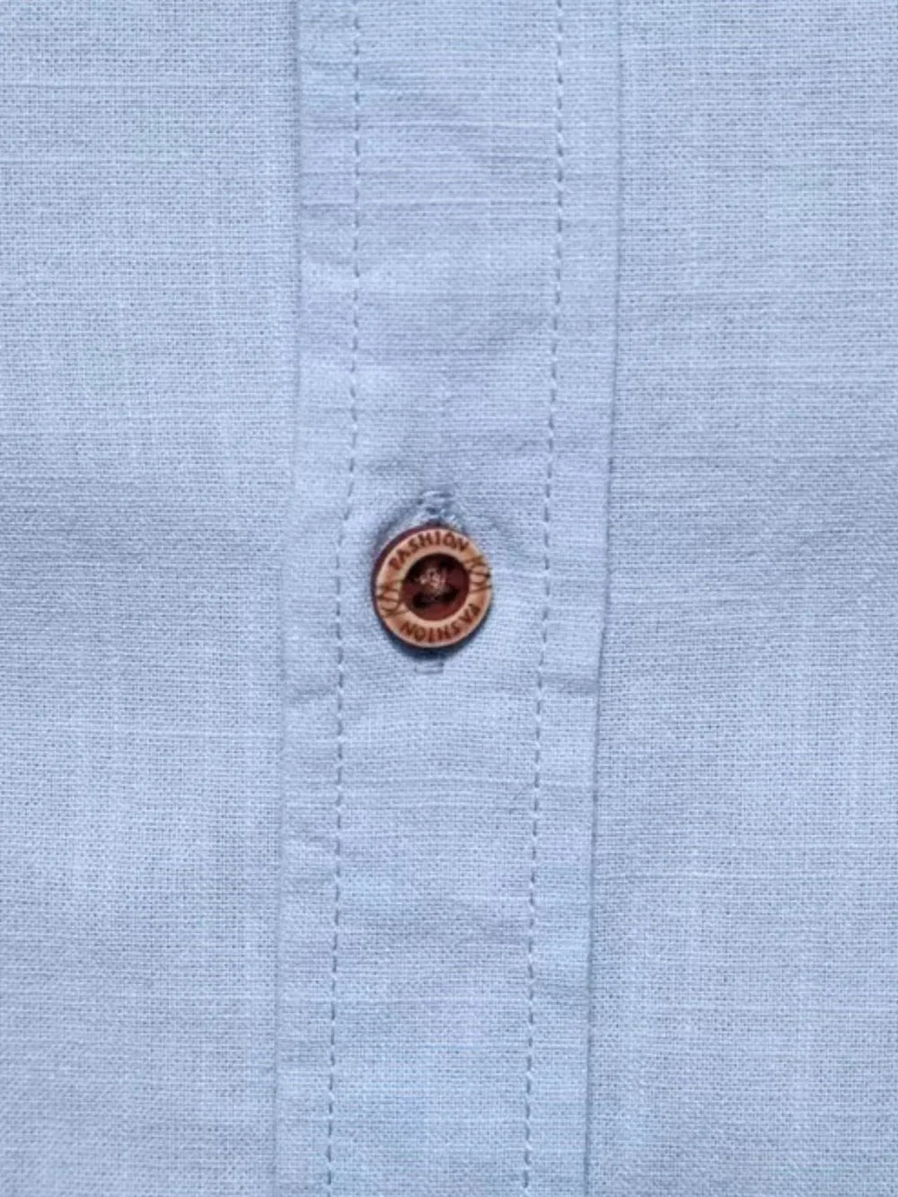 Chemise à boutons brodée