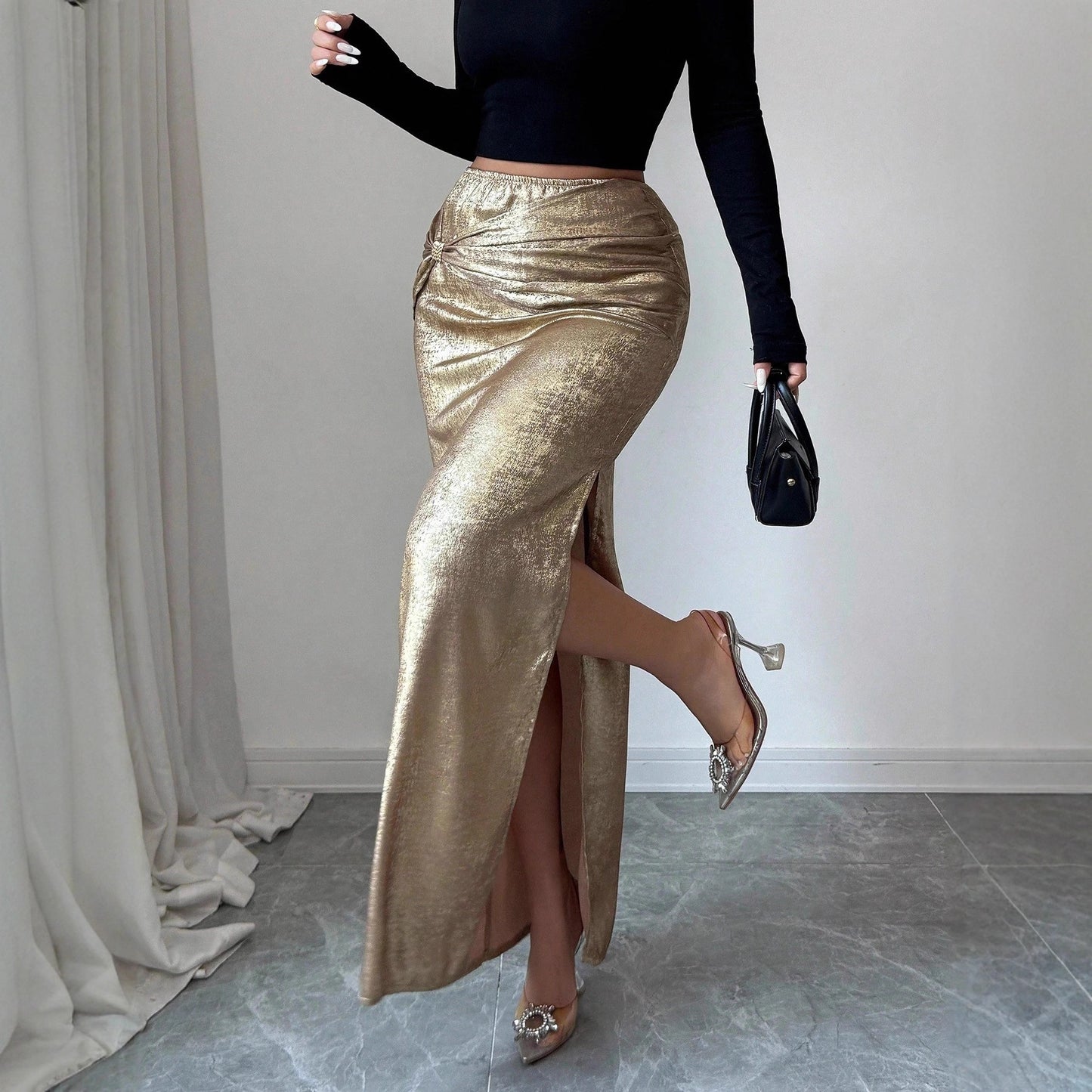 Wrinkled hip opening design slimming skirt