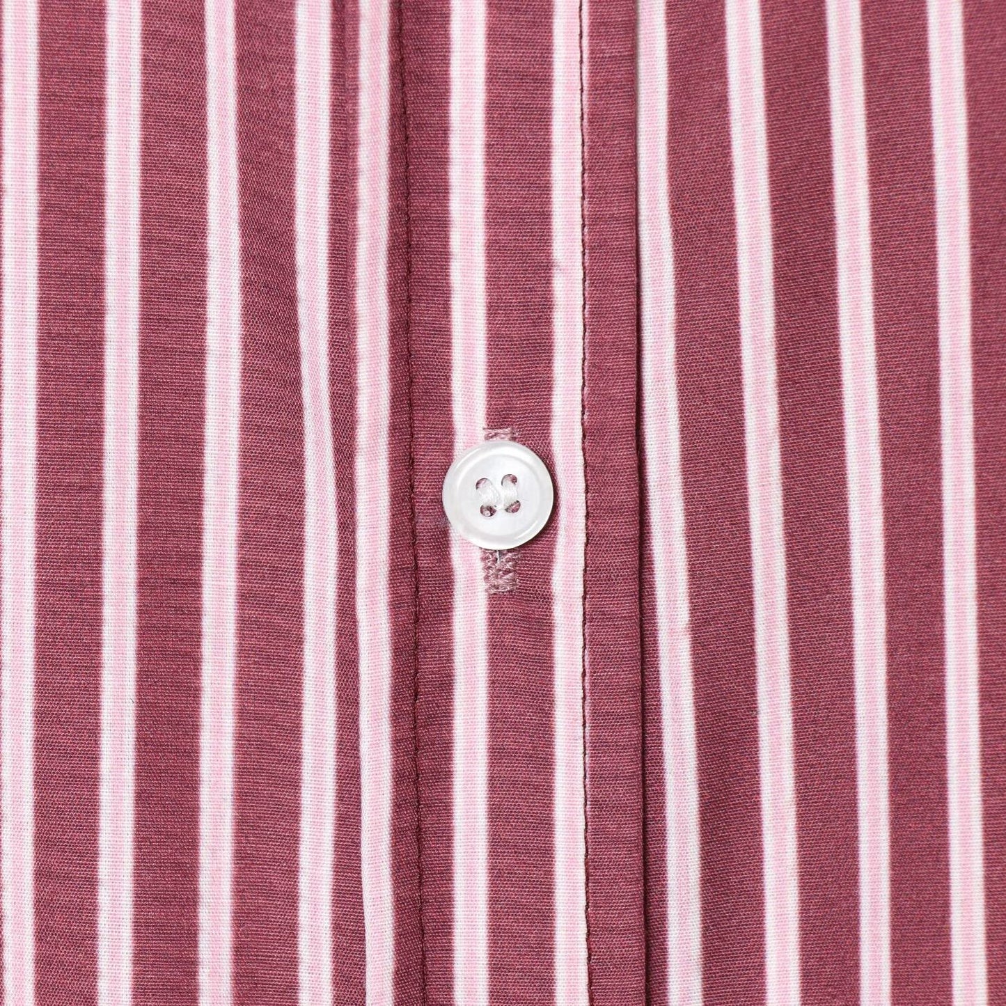Casual striped poplin hanging long sleeved shirt