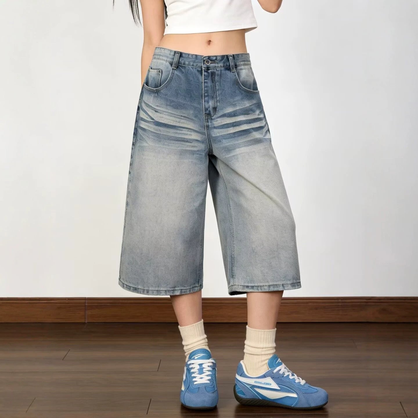 Retro Distressed Gradient Design 7/8th Pants