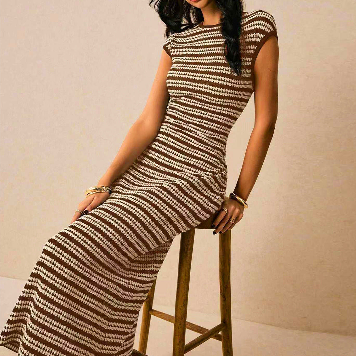 Commuter sleeveless elastic striped dress for women