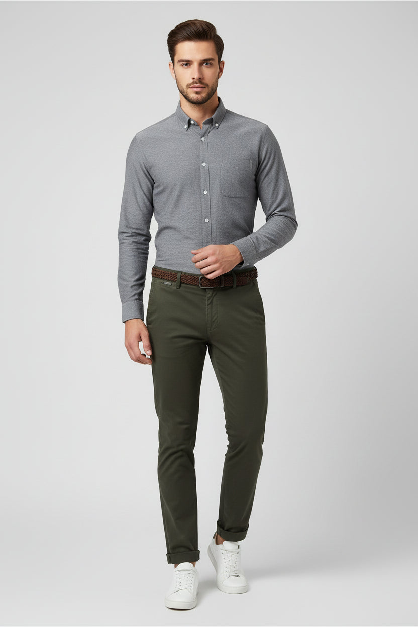 Chemise à col boutonné