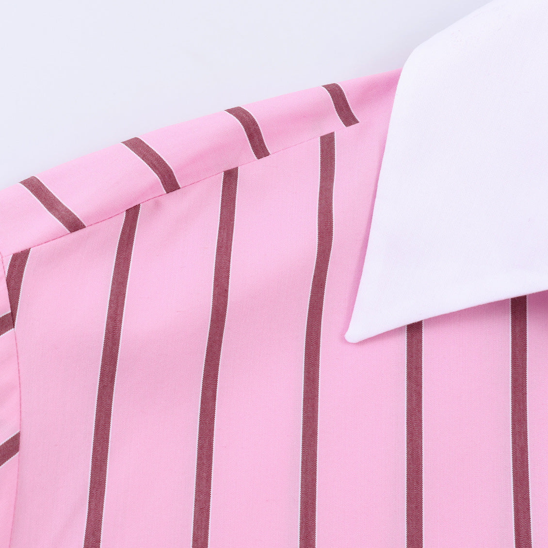 Long sleeved lapel contrasting cuffs striped shirt