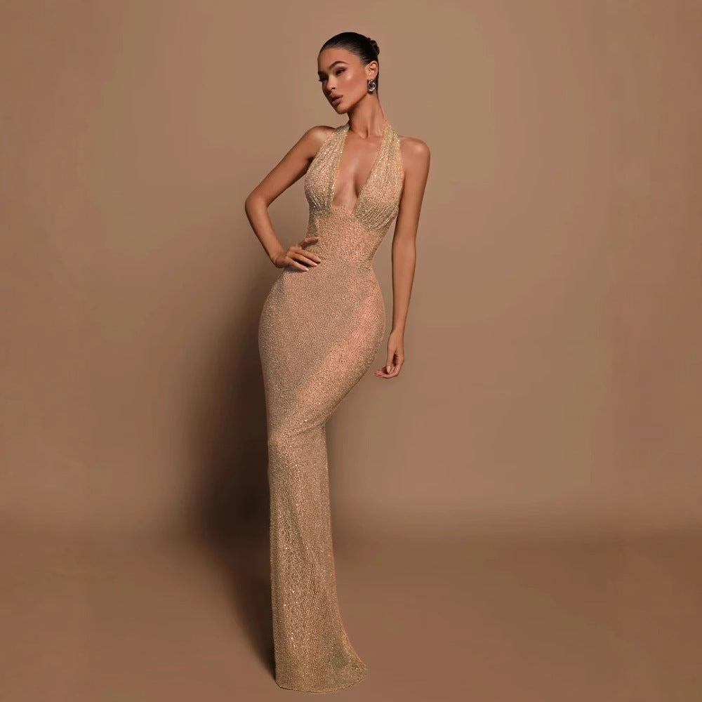 Sexy sequined hip hugging neck slimming banquet evening gown