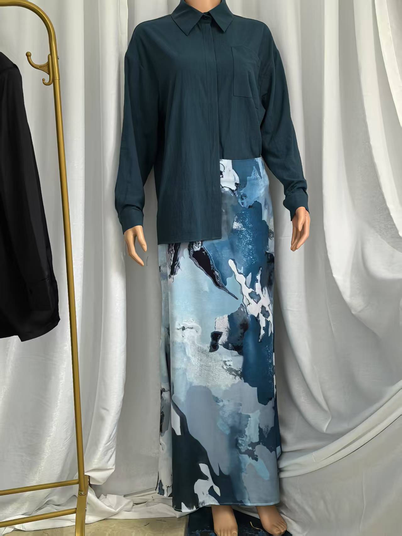 Long Sleeve Blouse with High Waist Printed Bodycon Skirt Set