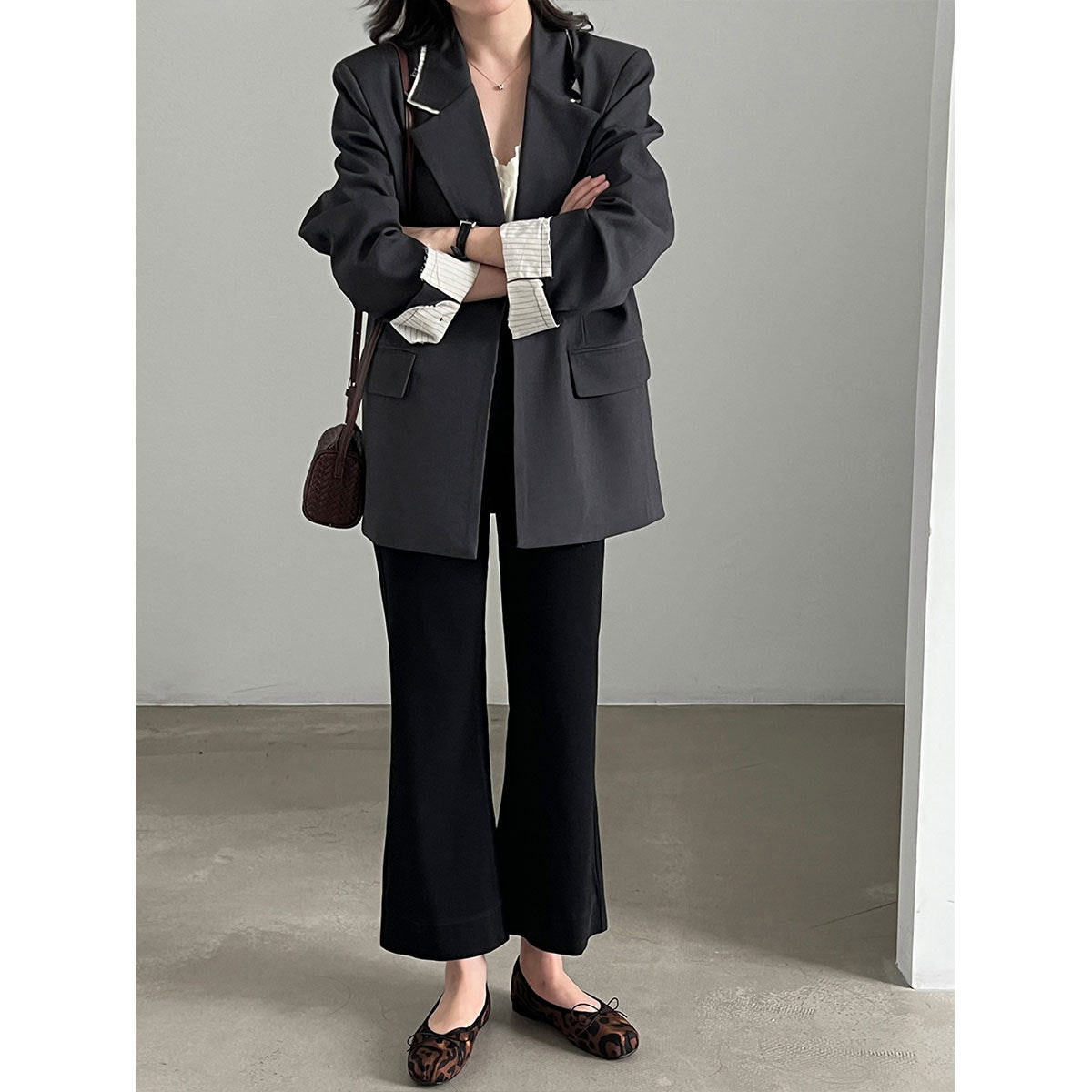 Chic Color-Blocking Raw Edge Notch Lapel Blazer for Women, Fashionable Office Wear, Versatile Outerwear