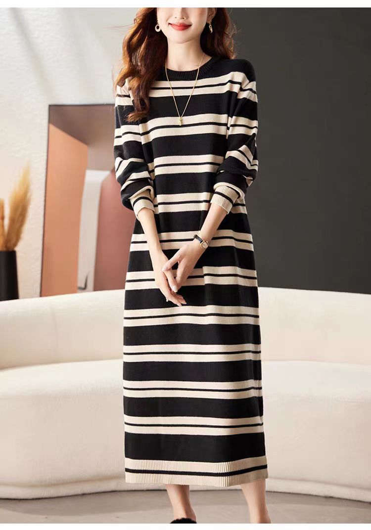 Women Long Length Color-blocked Lazy Style Knitted Dress
