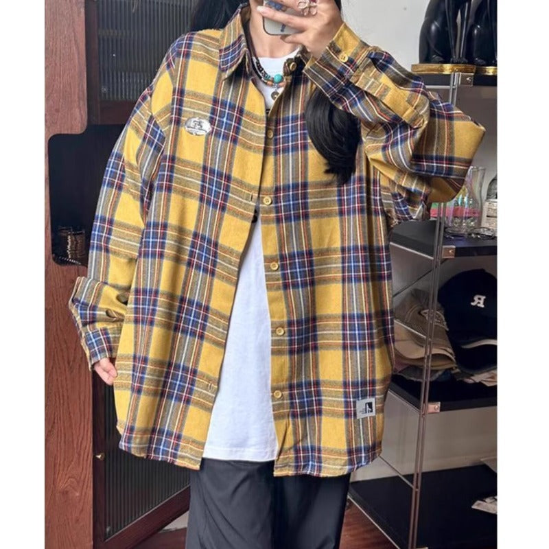 Long sleeved checkered shirt for men in spring and autumn
