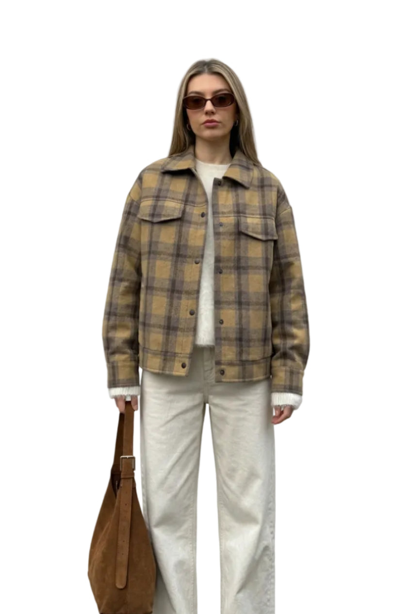 Veste.