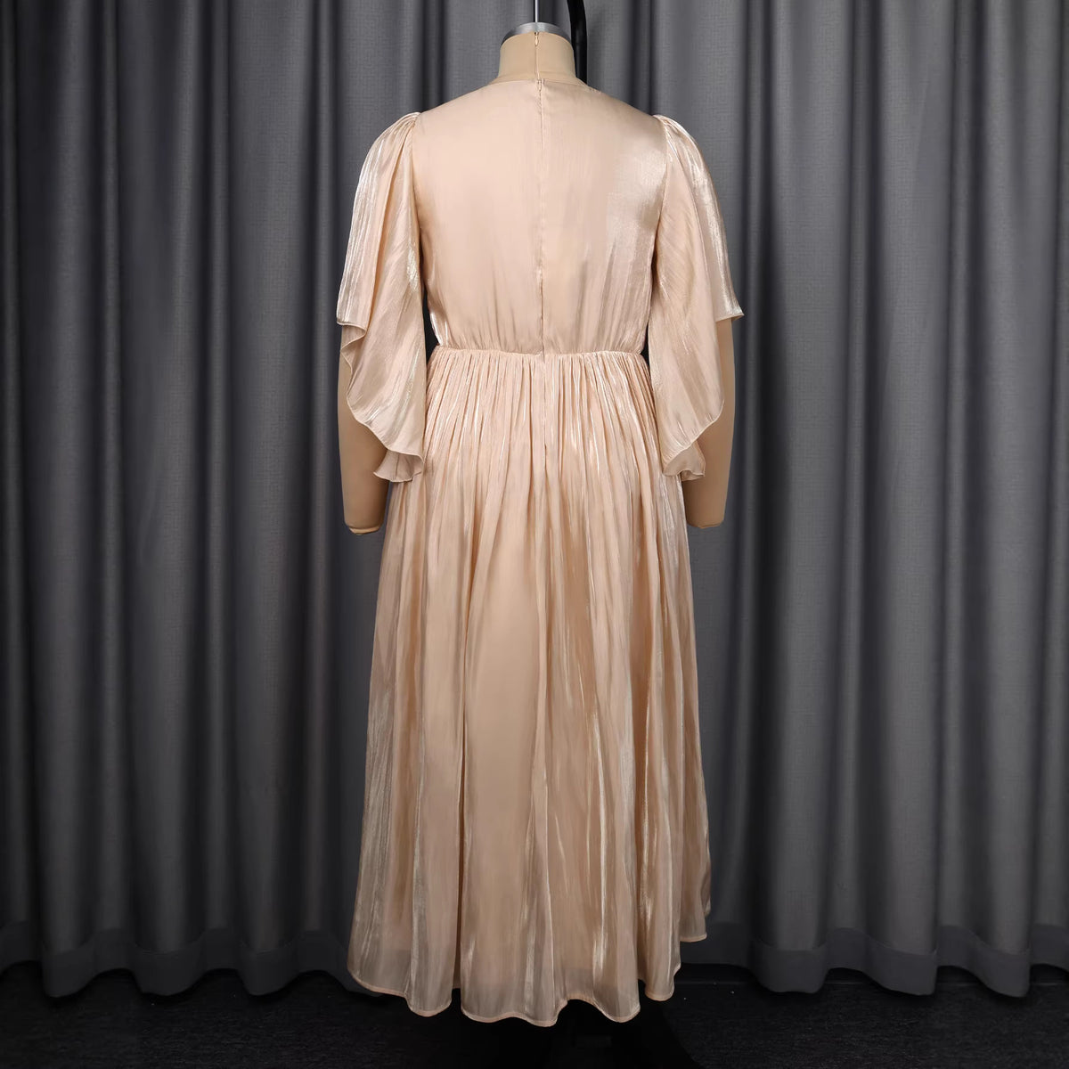 V-neck waist cinched slit dress