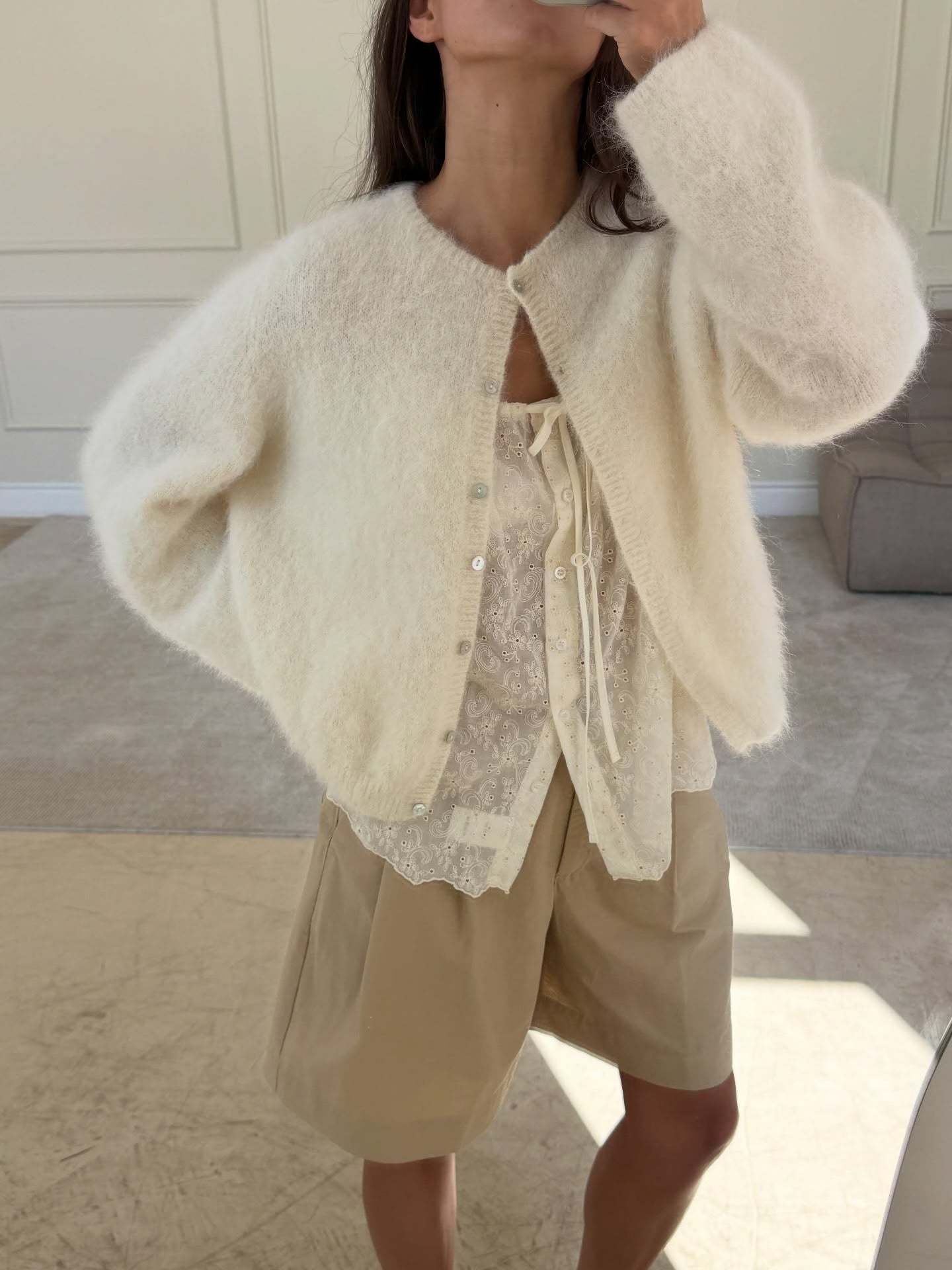Laid-back Style Wool-Blended Cardigan for Women Knit Short Jacket Soft Long Sleeve Sweater