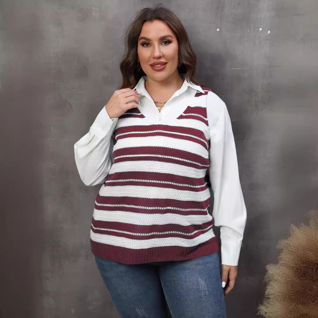 Large size women's striped contrasting splicing casual vest top with woolen vest