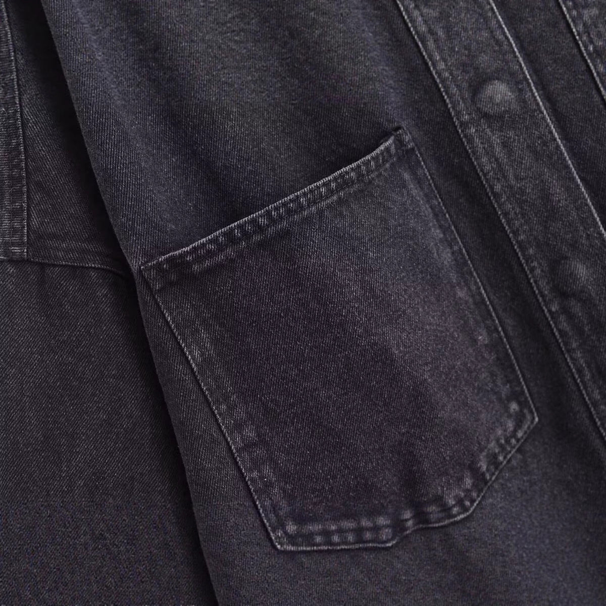 Collar long sleeved loose denim shirt top for women