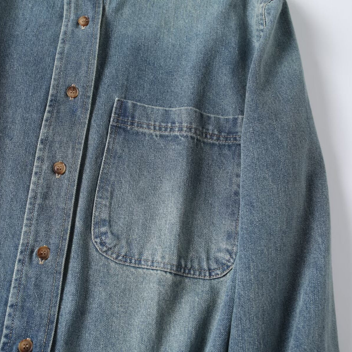 Retro casual street denim long sleeved shirt