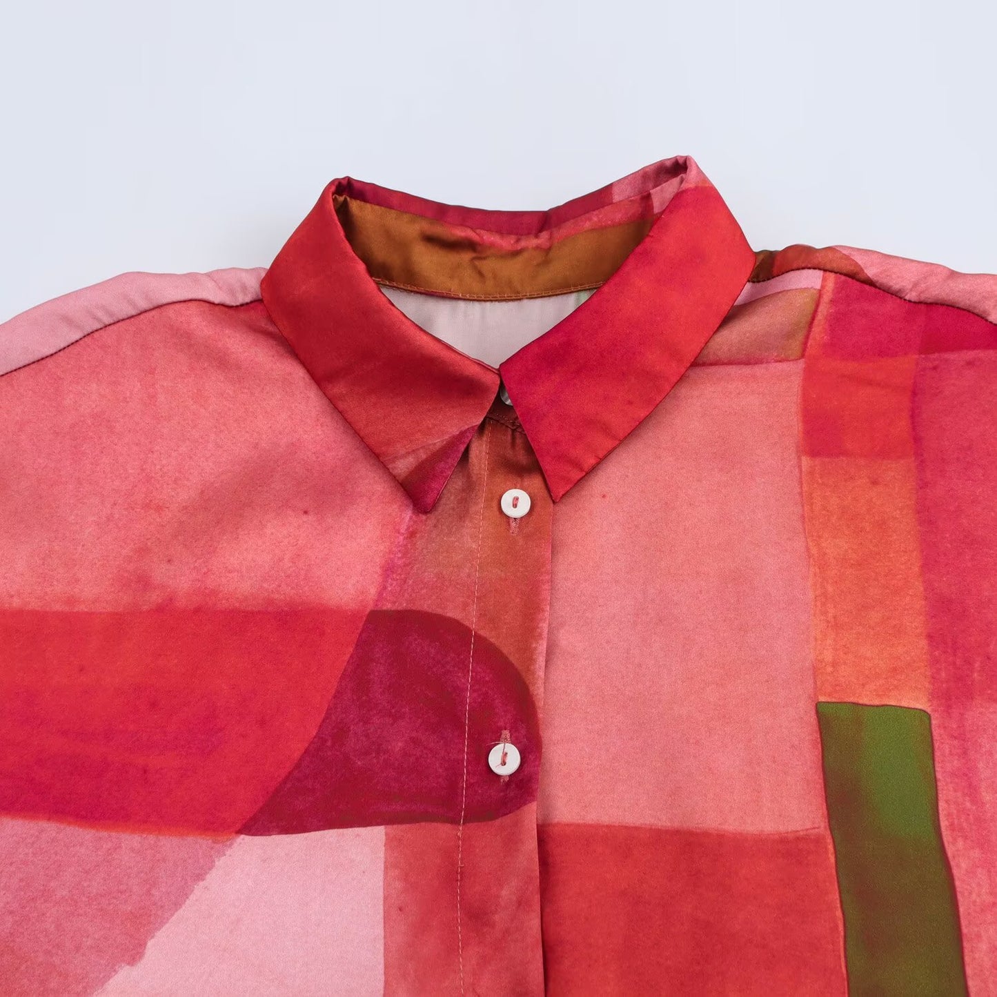 Collar long sleeved single breasted geometric shirt for women