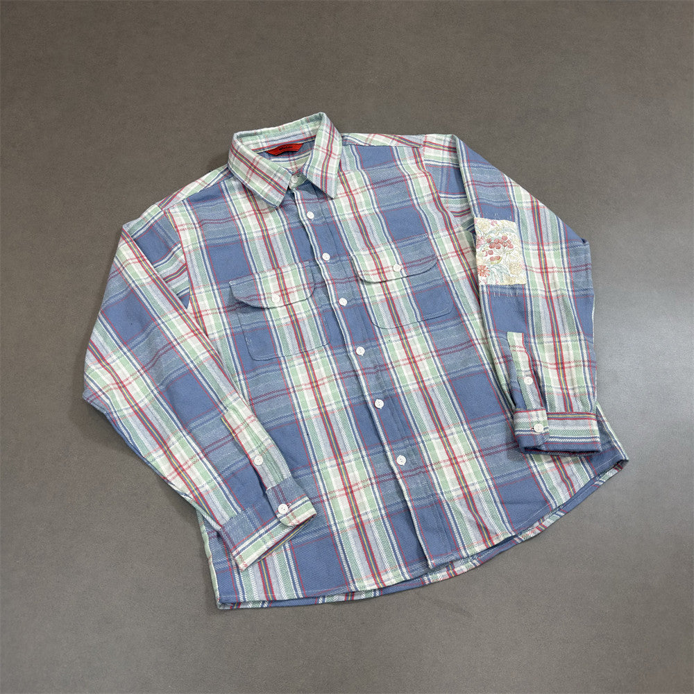 Loose plaid shirt