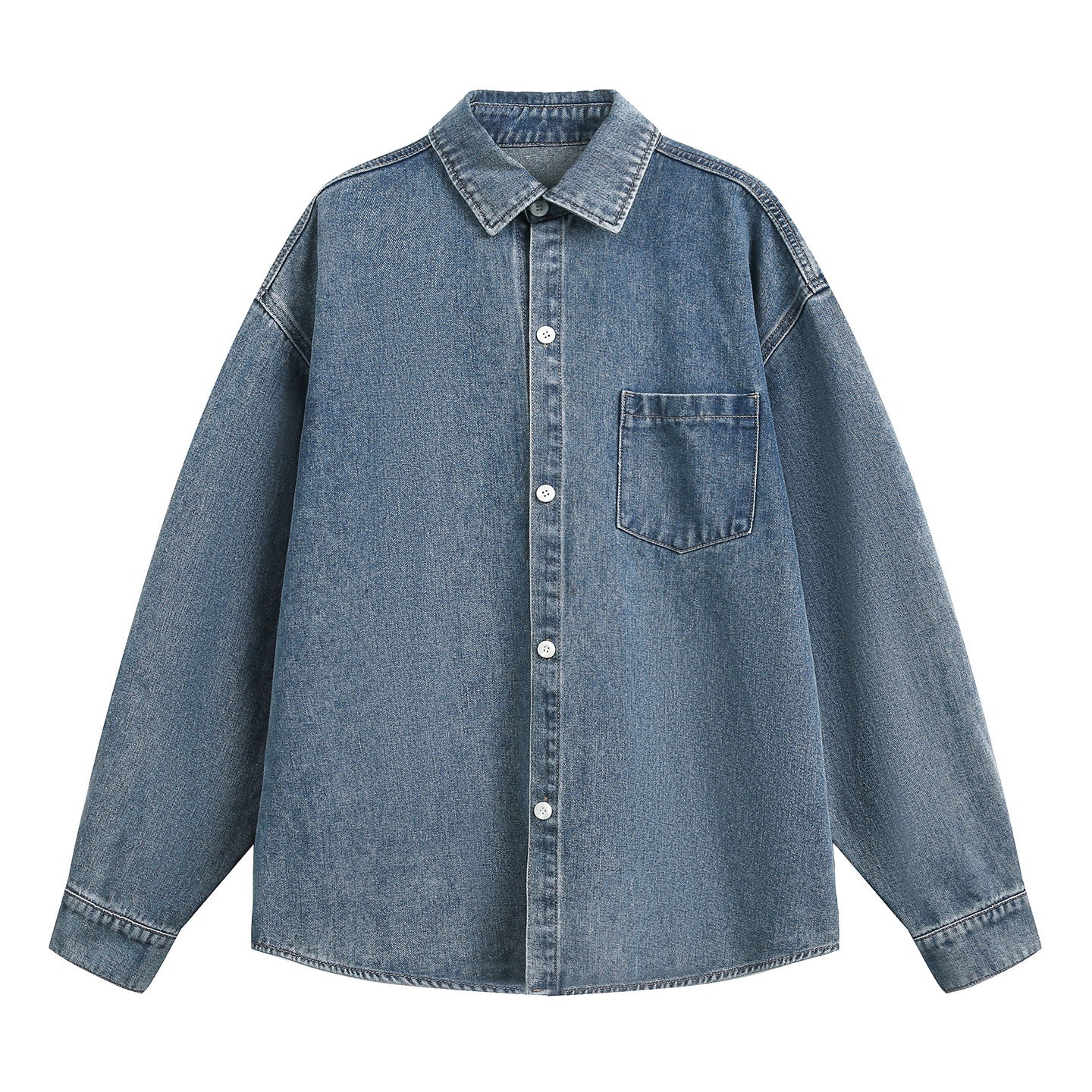 Long sleeved men's loose washed denim jacket