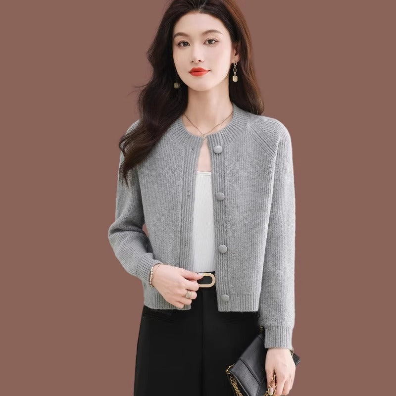Short Knit Cardigan for Women, Spring and Autumn Fashion High-Waisted Top, Perfect for Pairing with Skirts, Ideal for Petite Figures