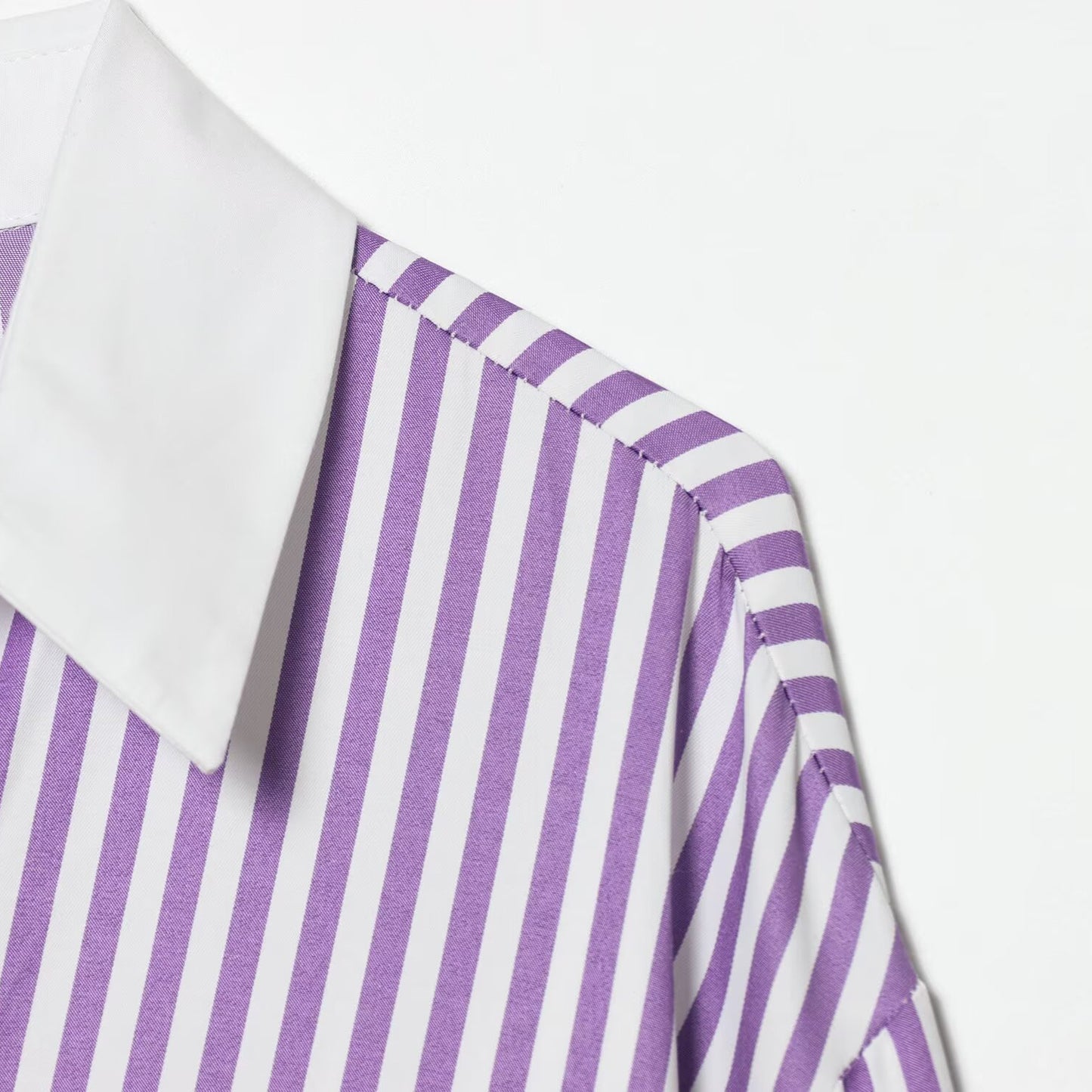 Long sleeved lapel casual striped poplin shirt