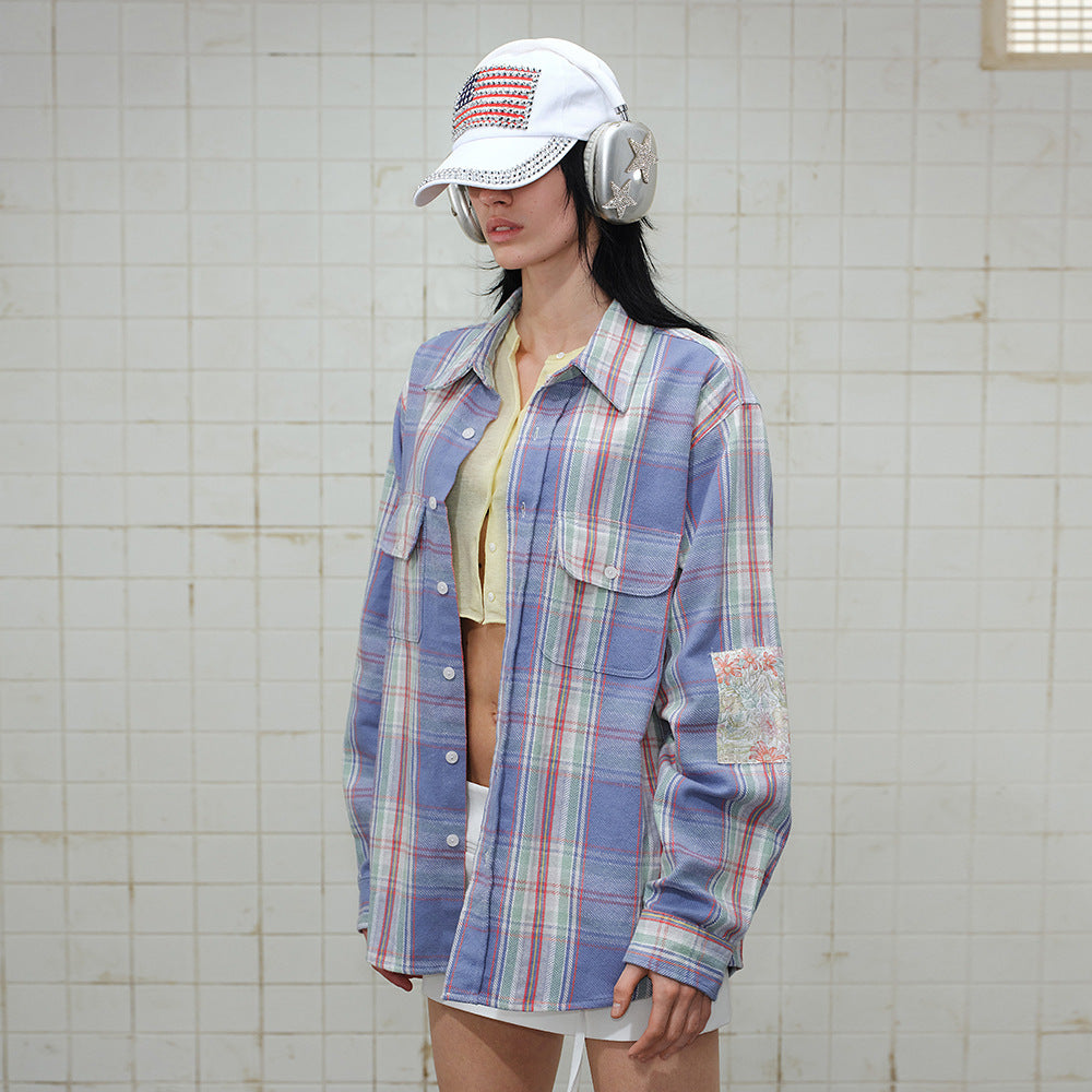 Loose plaid shirt