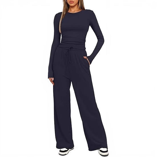 Long sleeved solid color suit